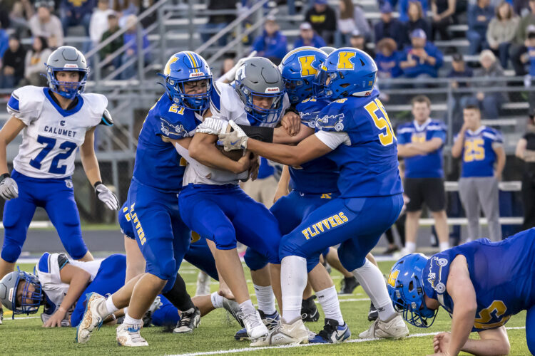 Flivvers land five players on West